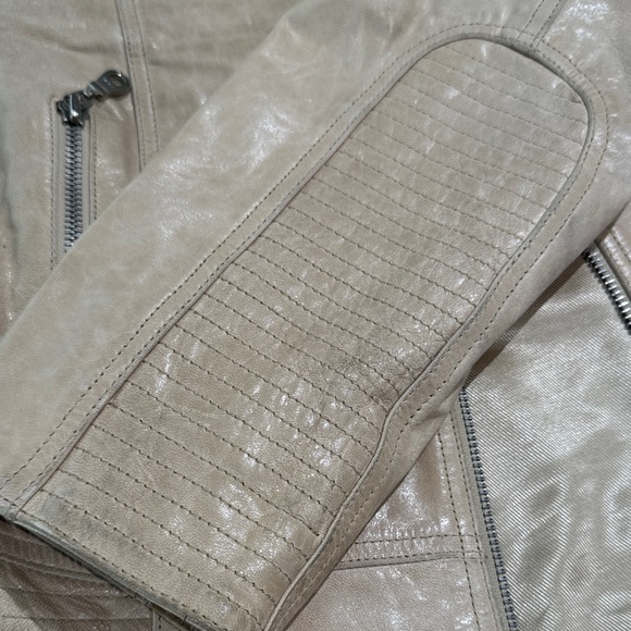 Schott NYC Vintage Women's Leather Jacket Cream Size Medium - Picture 9 of 11